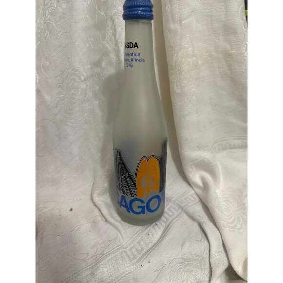 NSDA Convention 1976 Chicago Illinois Frosted Glass Bottle - Picture 2 of 5